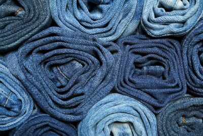 1083 lance un jean fabriqué en France à 99 euros : comment la marque baisse son prix